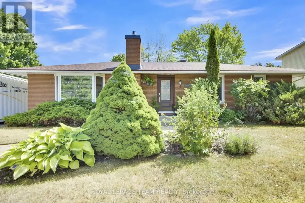 64 Owlshead Road, Ottawa